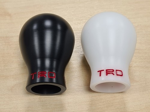 Pomello cambio TRD - 5/6 velocità - BIANCO - TOYOTA SUPRA CELICA GT4 MR2 Soarer GR - Foto 6 di 8