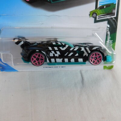 2017 Hot Wheels Speed Blur Track Ripper 6/10 Die Cast Toy Car NIB Kids Gift Xmas