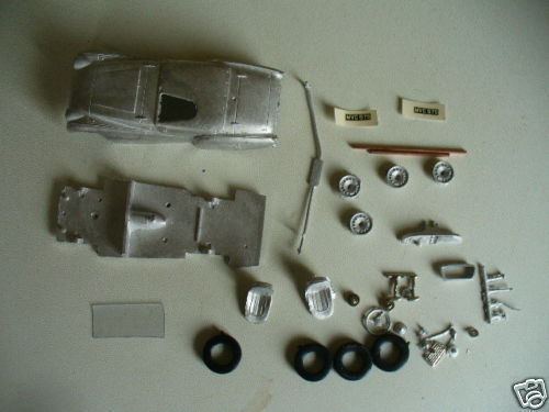 Triumph TR2 race and rally cars in 1/43rd scale kit by K & R Replicas - Picture 1 of 5