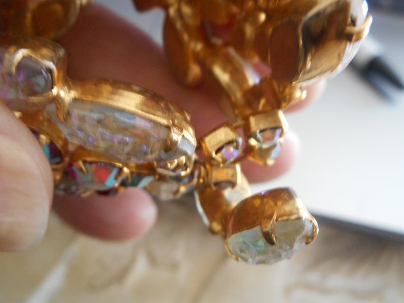 Vintage unsigned Rhinestone Bracelet Ruby Red opa… - image 10