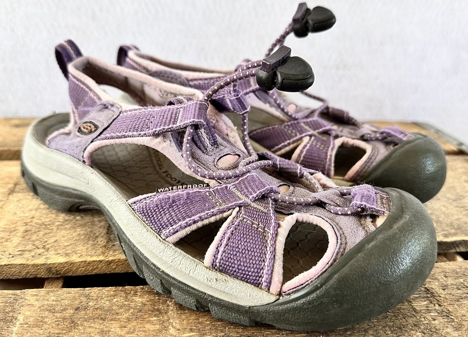 Sandali da trekking Keen scarpe estive taglia 6 pelle viola impermeabili donna