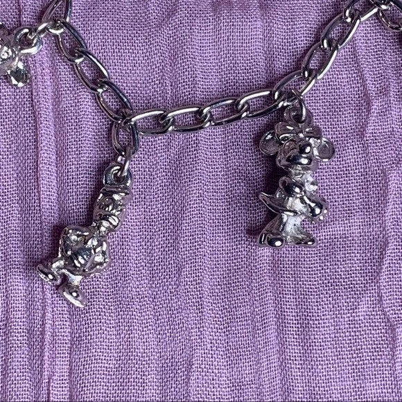 Pulsera vintage Disney niños plata encanto usado en excelente estado Mickey Minnie Dumbo Foto 2 de 4