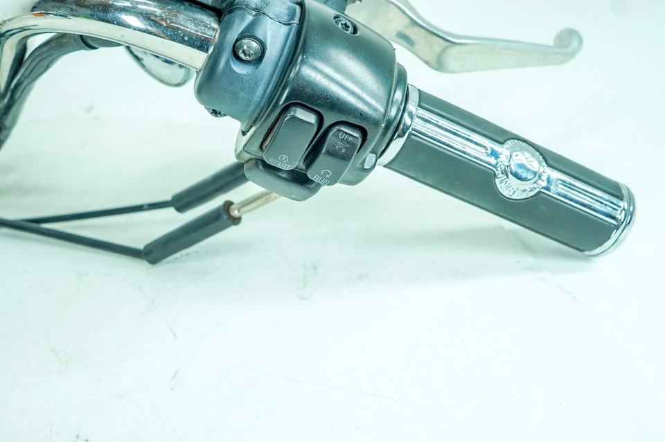 13 Harley Sportster Custom OEM Handlebars w/ Left Right Switches Controls 1357 - Image 3 of 4