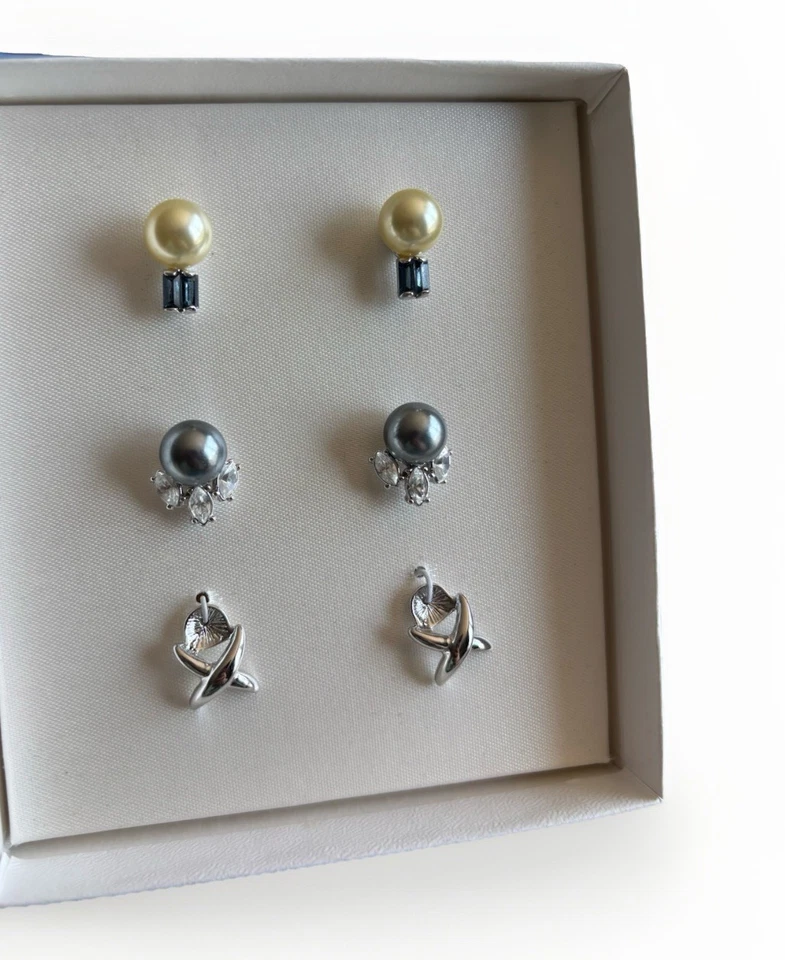 Juego de chaqueta con tachuelas de perlas de vidrio intercambiables Nolan Miller Foto 2 de 4