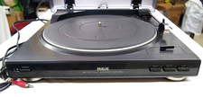 RCA LAB-1200 Fully Automatic Belt Drive Turntable Record Player