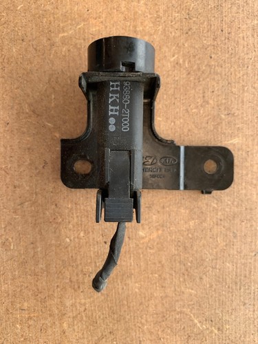 2011-2016 Kia Optima Hood Alarm Switch Assembly 93880-2T000 OEM - Picture 3 of 8