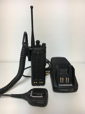 Motorola XTS3000 III UHF 403-470 Mhz P25 Digital Portable