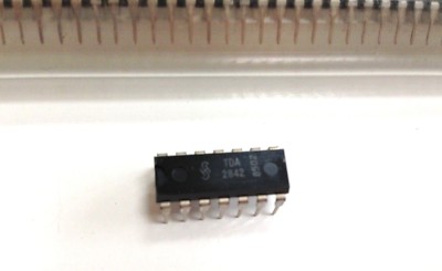 TDA2842