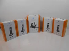 AT&T Handset Cordless Answering System CL83213 + Accessory Handset CL80113(4)