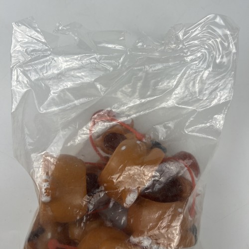 Juego de 5 adornos navideños de plástico duro cestas de caramelo de reno de colección - Imagen 9 de 12