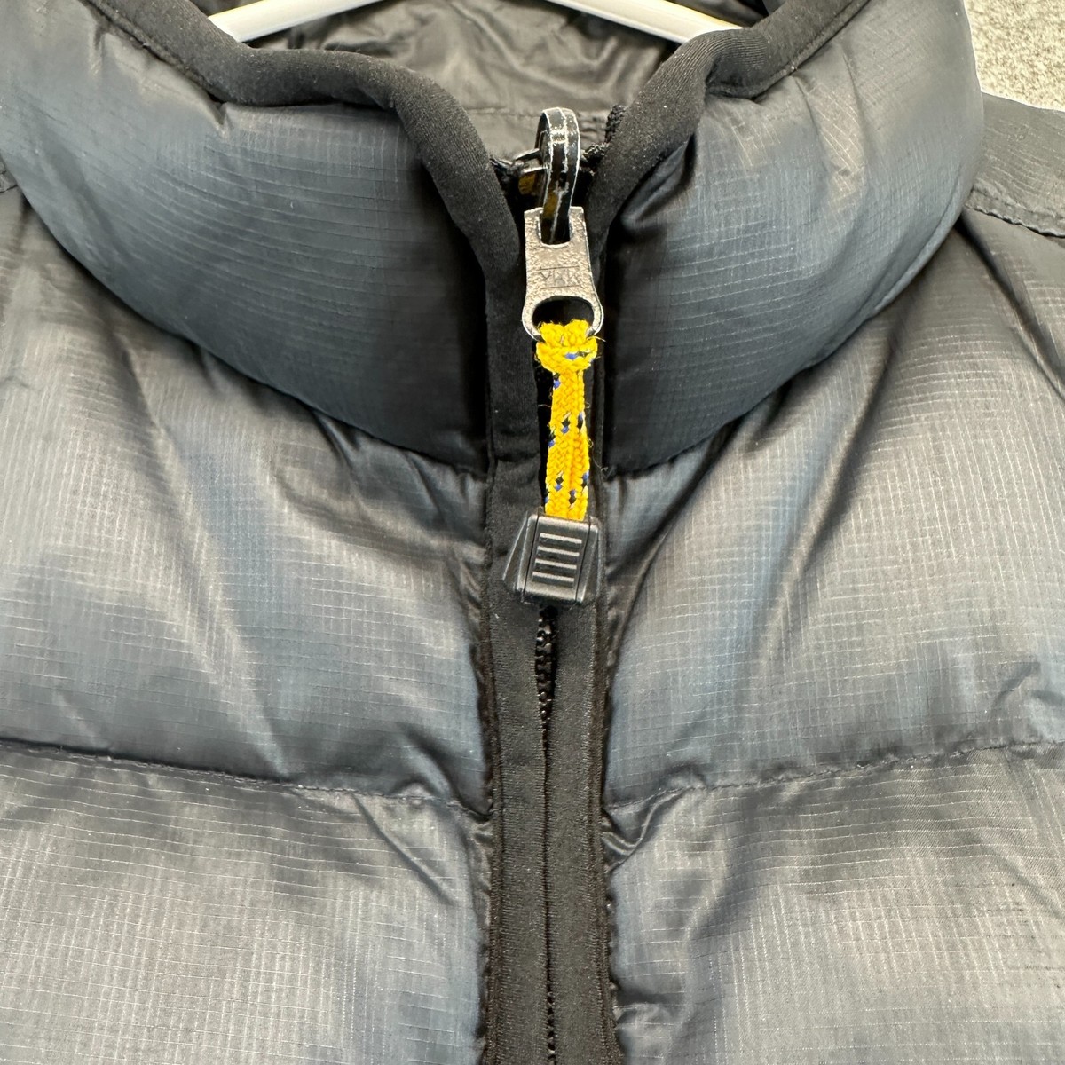 VINTAGE Eddie Bauer Vest Mens XL Black Puffer Goose Down Nylon 
