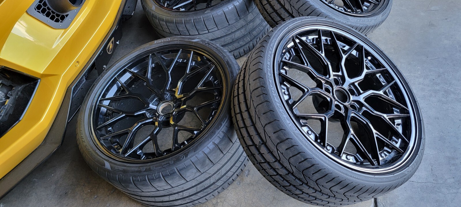 LAMBORGHINI AVENTADOR VOSSEN WHEELS RIMS AND TIRES 2012 TO 2017 5 LUG 
