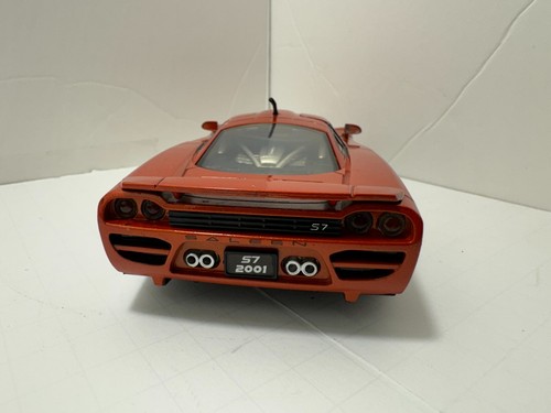 Saleen S7 (1:24 Scale) Diecast - Picture 5 of 12