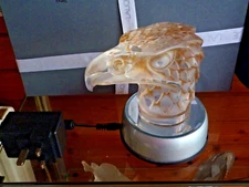 DISPLAY STAND electric glass mirror top for a LALIQUE HOOD ORNAMENT or any items