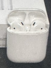 Apple AirPods 1st Generation In-Ear Headsets w/ Charging Case FULLY TESTED WORKS