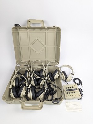 Califone 1218AV-PY Listening Center; 8 Pairs of Headphones Adjustable