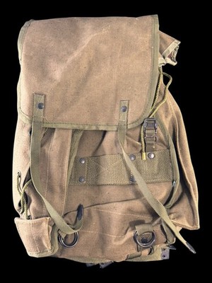 一点物ドイツ軍バックパックリメイクパンクNIRVANA vintage USED WW2 Romanian Field Pack 1st Pattern OD Canvas Combat Rucksack Gear