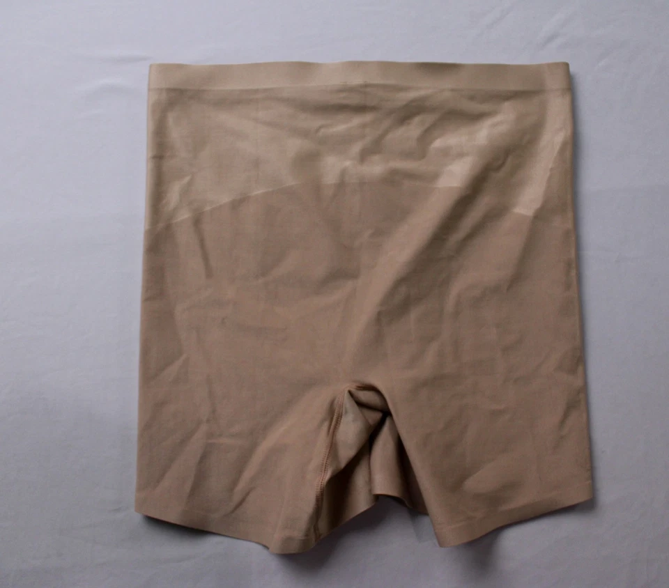 Pantalones Cortos Victoria's Secret Para Mujer Suavizantes Brillo Modelador JL3 Praliné Medianos Nuevos con Etiquetas Foto 3 de 3