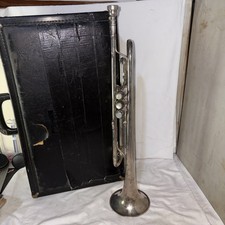 Trumpet Made by C.G. Conn Ltd. USA SS1 W/ Mouthpiece Case VTG