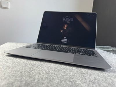 Apple MacBook Air 13,3 Zoll, 256GB SSD, M1, 8GB, Space Grau