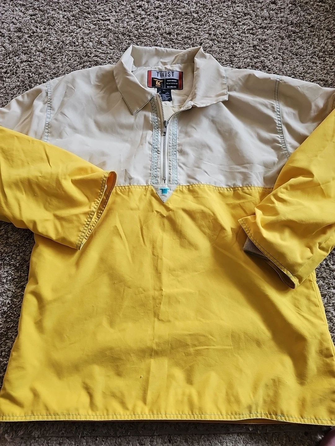 TWIST Size L Unisex ¼ Zip Long Sleeve Pullover Jacket Yellow & Beige. C28