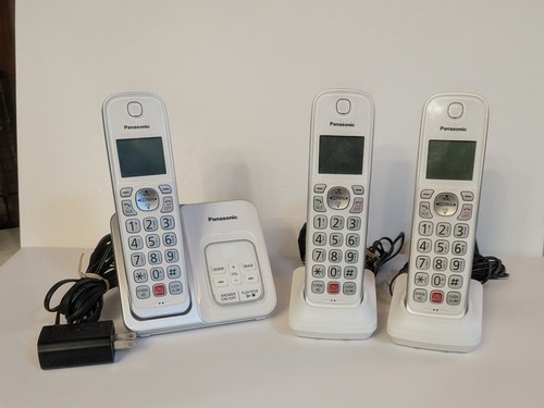 Panasonic Cordless Phone System 3 Handsets w/ Base Answering Machine Caller ID