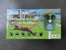 Solar Power Ultrasonic Animal Repeller Pest Repellent Cat Deer Raccoon Garden US