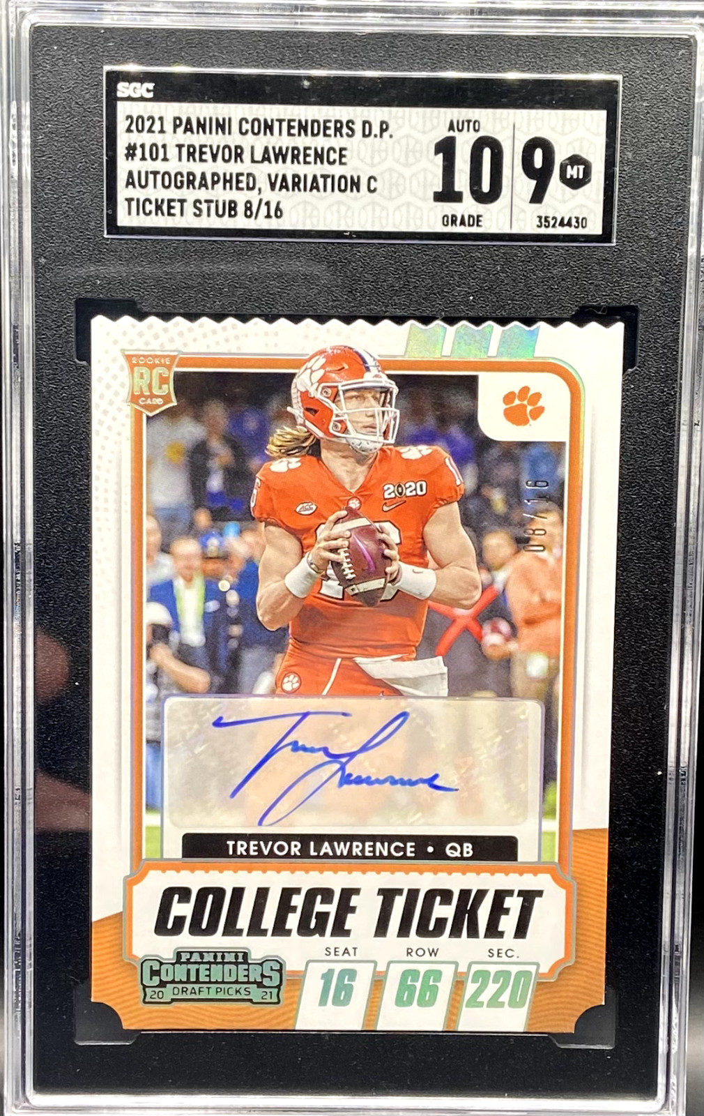 Trevor Lawrence Panini Contenders Draft Picks #101 Autograph-Variation C-Stub
