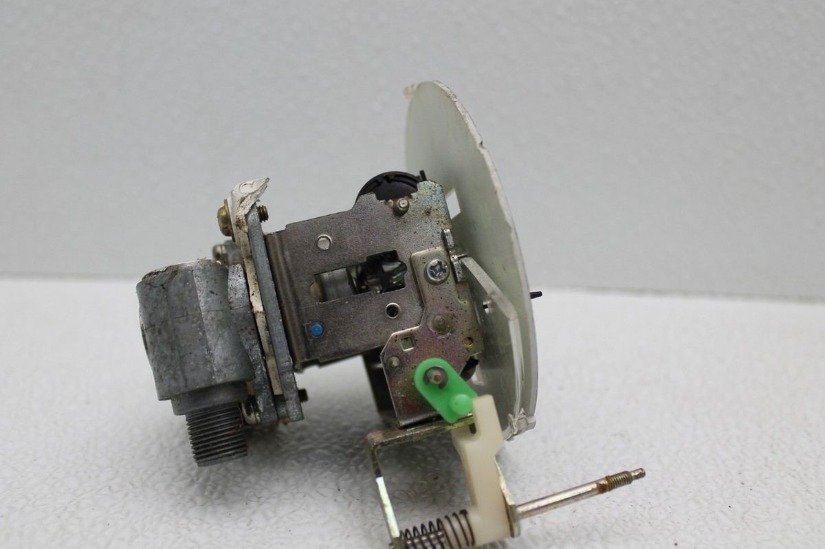 1983-1986 GPZ ZX750 ZX550 SPEEDOMETER KILOMETERS TACHOMETER METER