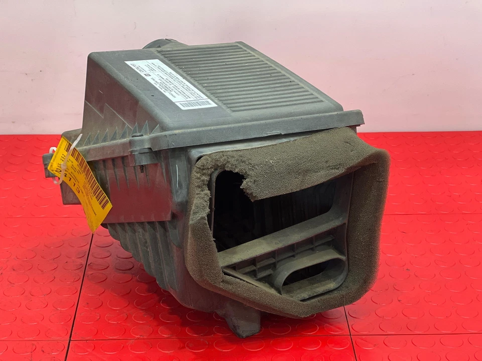07-08 Chevy Silverado 1500 Motor Caja de purificador de aire sin Opt K47 OEM 25873812 Foto 4 de 4