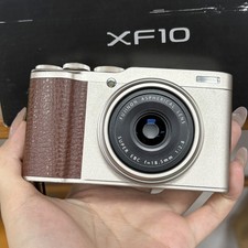 Fujifilm Fuji XF10 24.2 MP Digital Camera English Gold w/charger