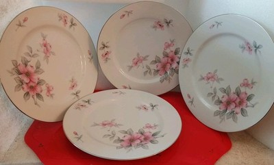 Vintage Harmony House Dogwood by Seyei Bone China 10  Dinner Plates Japan Qty 2