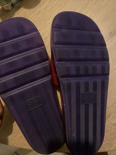 TORY BURCH BUBBLE JELLY SLIDES IN TORY RED/ DEEP PURPLE/ LIGHT CREAM SIZE 8B - Picture 3 of 4