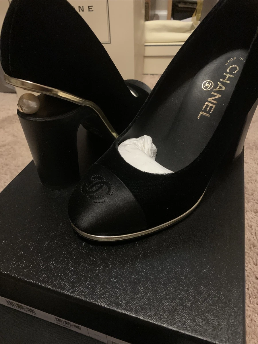 Authentic Chanel Black Captoe Cc Pearl Heels Pump With Dust Bags Size 38  Preown