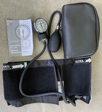 TechMed Aneroid Sphygmomanometer Blood Pressure Set W/Adult Cuff Carrying Case