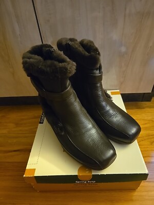 Spring Step Women's Genuine Fur Trimmed Leather Ankle Comfort Boots Size 9.5