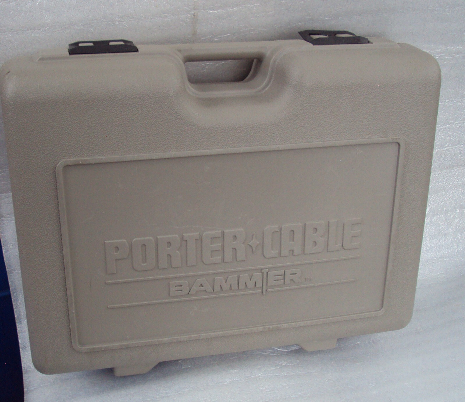 Porter Cable CDA250 15ga Bammer Cordless Finish Nailer With Case & Accessories