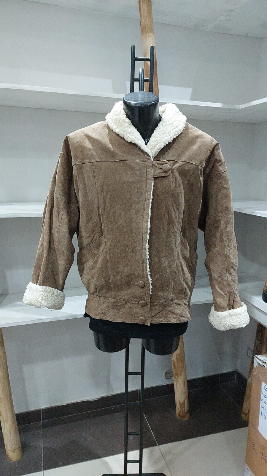 Men's Brown Leather Jacket Size 40 PGC195PI