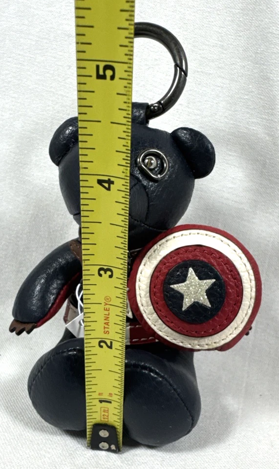 NWT 2020 RETIRED MAVEL COACH CAPTAIN AMERICA LEATHER BEAR CHARM #2752 KEYCHAIN - Image 2 of 4