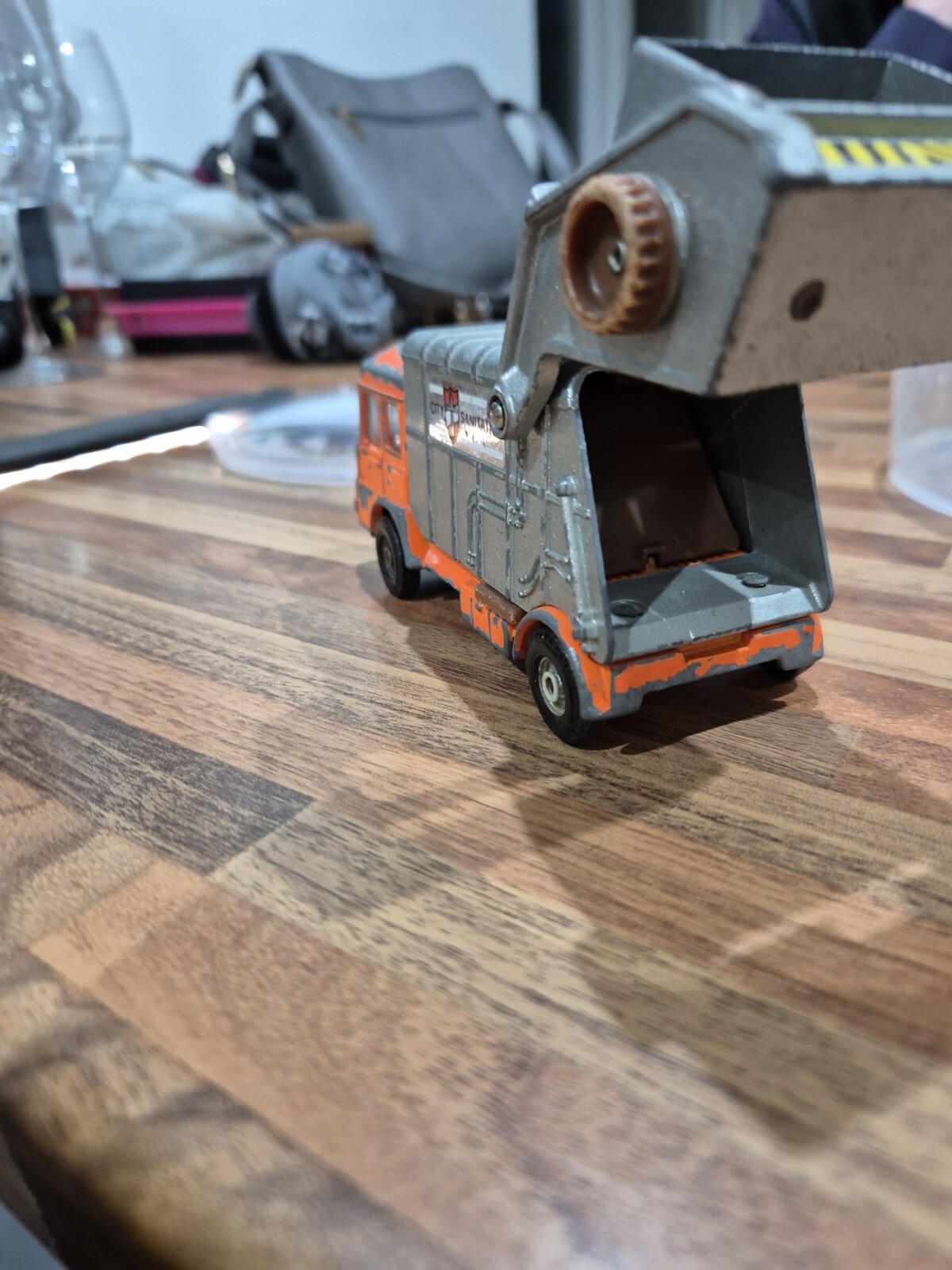 Picture 4 of 4