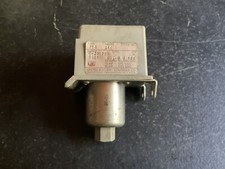 United Electric UE Type:J54 Model 144 Pressure Switch