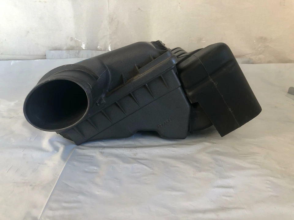 1996 - 2000 克莱斯勒 SEBRING 空气净化器过滤器外壳组件 2.5L G — 第 4/4 张图片