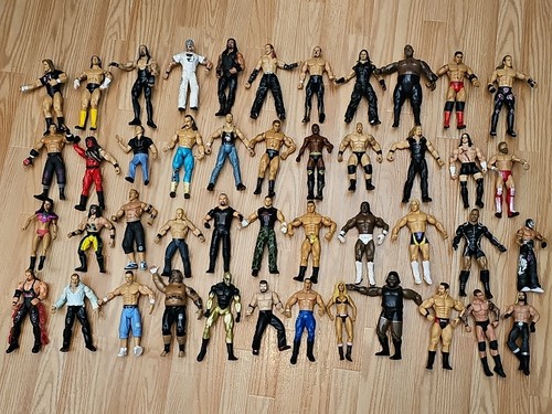 WWE Action Figure Loose Lot Of 45 Read