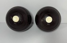 Greenmaster Pair of Crown Green Bowls 2 Full Bias 2lb 10oz Brown