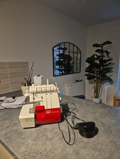 Toyota SLR4D Overlocker Sewing Machine 4 Threads Feed + FAST UK 🇬🇧 POST!