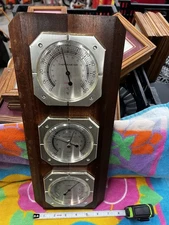 SUBEAM. WALL WEATHER CENTER WOOD & METAL THERMOSTAT , BAROMETER & HYDROMETER