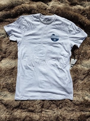 Y2K Surf Retro Style Graphic Tee | NWT Billabong Coastal Skate Aesthetic