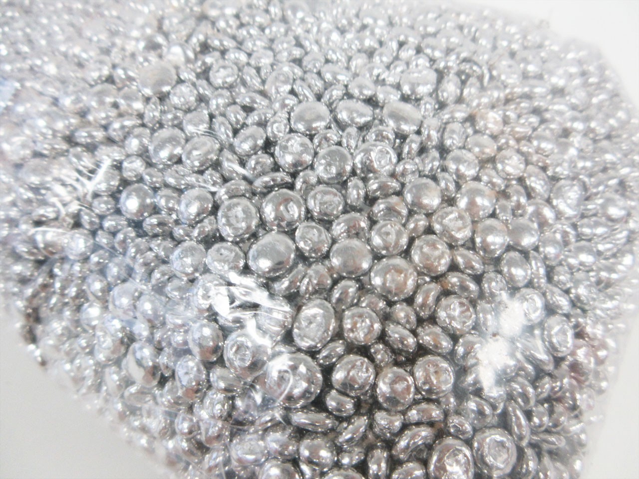 LOT OF LAB ARMOR THERMAL BEADS 42370-002 - 2L 2 L (8 LBS 3.62 KG)