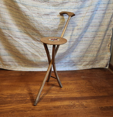 Vintage 1962 Seattle World's Fair Wooden Folding Tripod Cane Seat, Brown