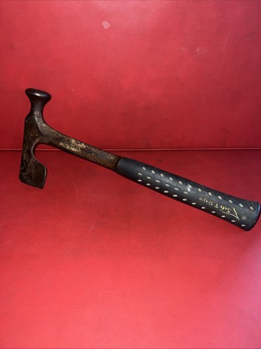 Estwing E3-11 Drywall Hatchet Milled Face (USA)